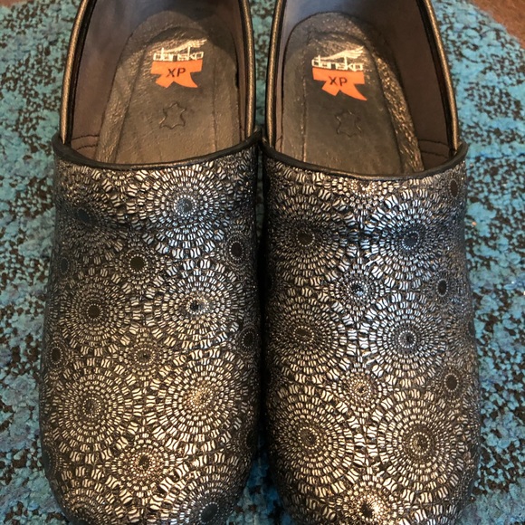 Dansko Shoes - Dansko XP Professional clog